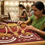 Today Gold Rate: ఆగుతాయనుకుంటే మళ్లీ పైపైకే.. రికార్డు స్థాయి దిశగా గోల్డ్ రేట్లు.. ఈరోజు మార్కెట్ లెక్కలివే !
