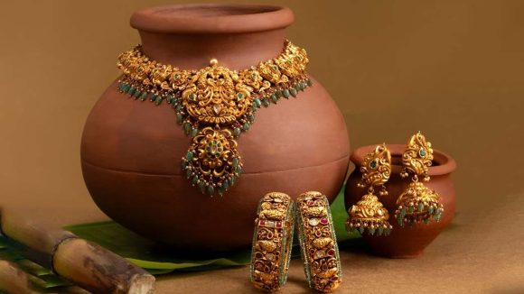 Today Gold Rates: గుడ్‌న్యూస్.. మార్కెట్లో పడిపోయిన పసిడి ధర.. షాక్‌లో ఇన్వెస్టర్లు, జోష్‌లో సామాన్యులు