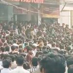 Kozhikode: కేవలం ఒక్క రూపాయికే బూట్లు.. ఆఫర్ కోసం ఎగబడ్డ జనం.. చివరకు లాఠీచార్జ్!