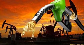 Petrol Diesel Price Hike: అర్ధరాత్రి బాంబు పేల్చిన శ్రీలంక.. భారీగా పెరిగిన పెట్రోల్, డీజిల్ ధరలు.. పాక్ బాటలోనే లంక!