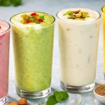 Lassi In Summer: వేసవిలో ఆరోగ్యాన్ని కాపాడే కూల్ లస్సీ.. దేశీ కూల్ డ్రింక్ ఇంట్లోనే తయారు చేయండిలా
