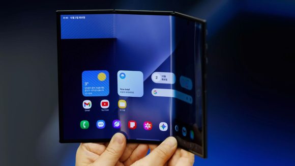 Galaxy TriFold: లాంచ్ అయిన 3 నెలలకే ట్రిపుల్ ఫోల్డింగ్ ఫోన్ విక్రయాలు బంద్.. శాంసంగ్ ఎందుకు చేసిందంటే?