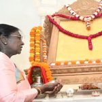 President Droupadi Murmu: రామలల్లా సన్నిధిలో రాష్ట్రపతి ప్రత్యేక పూజలు.. 150 కిలోల శ్రీరామ యంత్రం ప్రతిష్టాపన!
