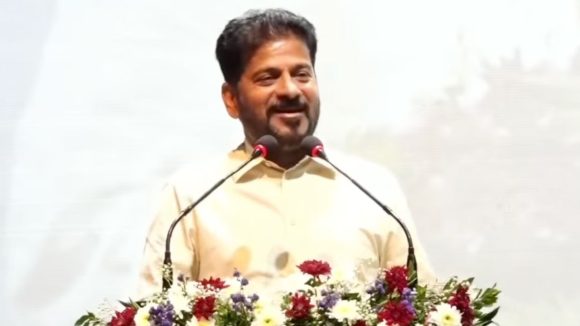 CM Revanth Reddy: పోలీసులు అప్‌గ్రేడ్ కావాలి.. కనిపించని నేరాలను ఎదుర్కోవడమే అతిపెద్ద సవాలు: సీఎం రేవంత్ రెడ్డి