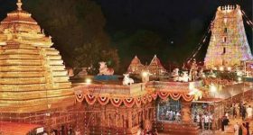 Srisailam Temple Controversy: శ్రీశైలంలో మహా అపచారం: గర్భగుడిలో మల్లికార్జున స్వామి వీడియో తీసిన భక్తుడు.. సోషల్ మీడియాలో వైరల్!