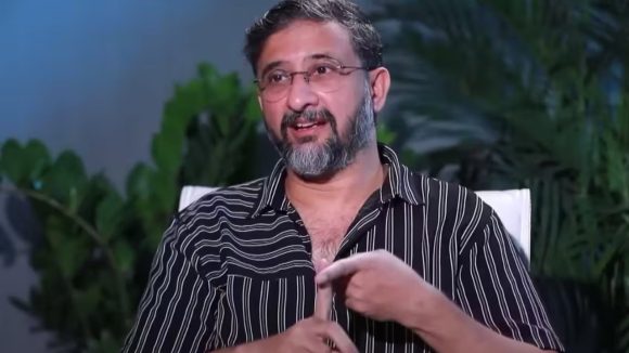 Teja Interview: కన్నీళ్లు ఎవరూ చూడకూడదని.. ట్యాప్ విప్పి మరీ ఏడ్చిన దర్శకుడు తేజ!