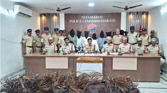 Nizamabad Police: అంతర్రాష్ట్ర ట్రాన్స్‌ఫార్మర్ దొంగల ముఠా అరెస్ట్