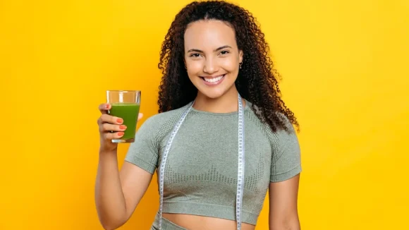 Weight loss drinks: డైలీ మార్నింగ్ ఈ డ్రింక్స్ తాగితే.. వద్దన్నా బరువు తగ్గుతారు తెలుసా ?