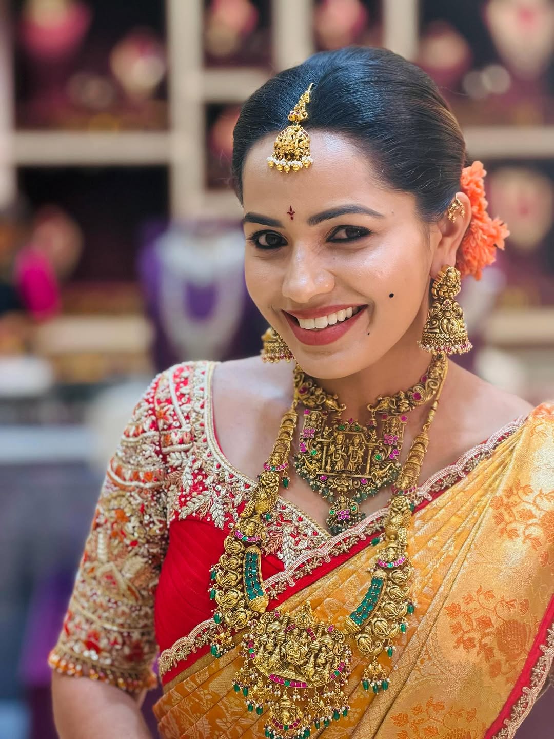 Actress Shobha Shetty Photo Gallery