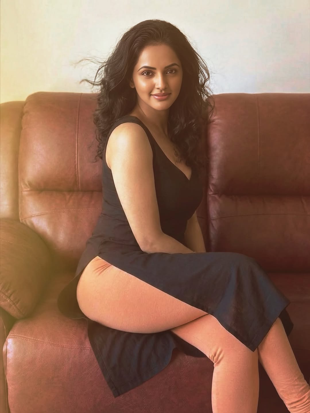 Jyoti Poorvaj (Image Credit: Instagram) Actress Jyoti Poorvaj Photo Gallery
