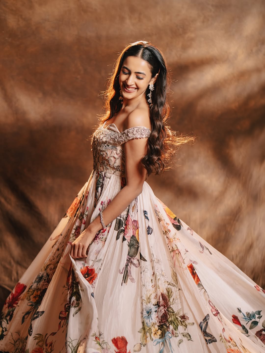 Niharika Konidela (Image Credit: Instagram) Actress Niharika Konidela Photo Gallery