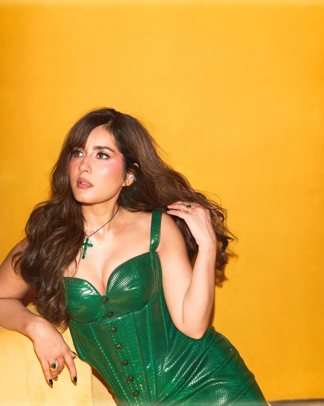Raashii khanna (Image credit: Instagram) Actress Raashii khanna Photo Gallery