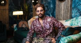 రెమ్యునరేషన్ విషయంలో అల్లు అర్జున్ కొత్త పద్ధతి.. ఏం టాలెంట్ గురూ!