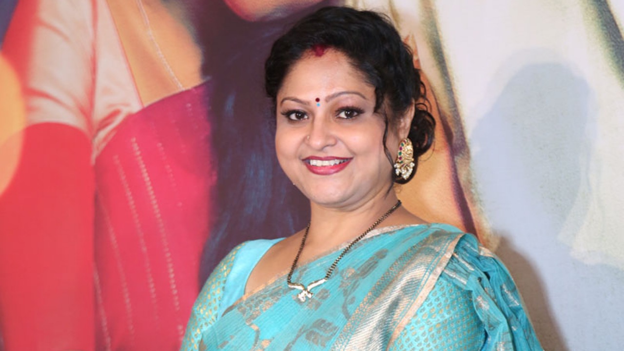 Actress Rasi: ఆ హీరోతో సినిమా చేస్తే ఫీలింగ్స్ రావు: రాశి - BigTvLive