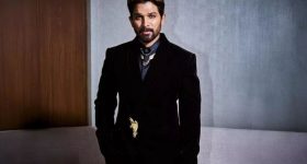 Allu Arjun : హైకోర్టుకు అల్లు అర్జున్.. అభిమానులకు బిగ్ షాక్..