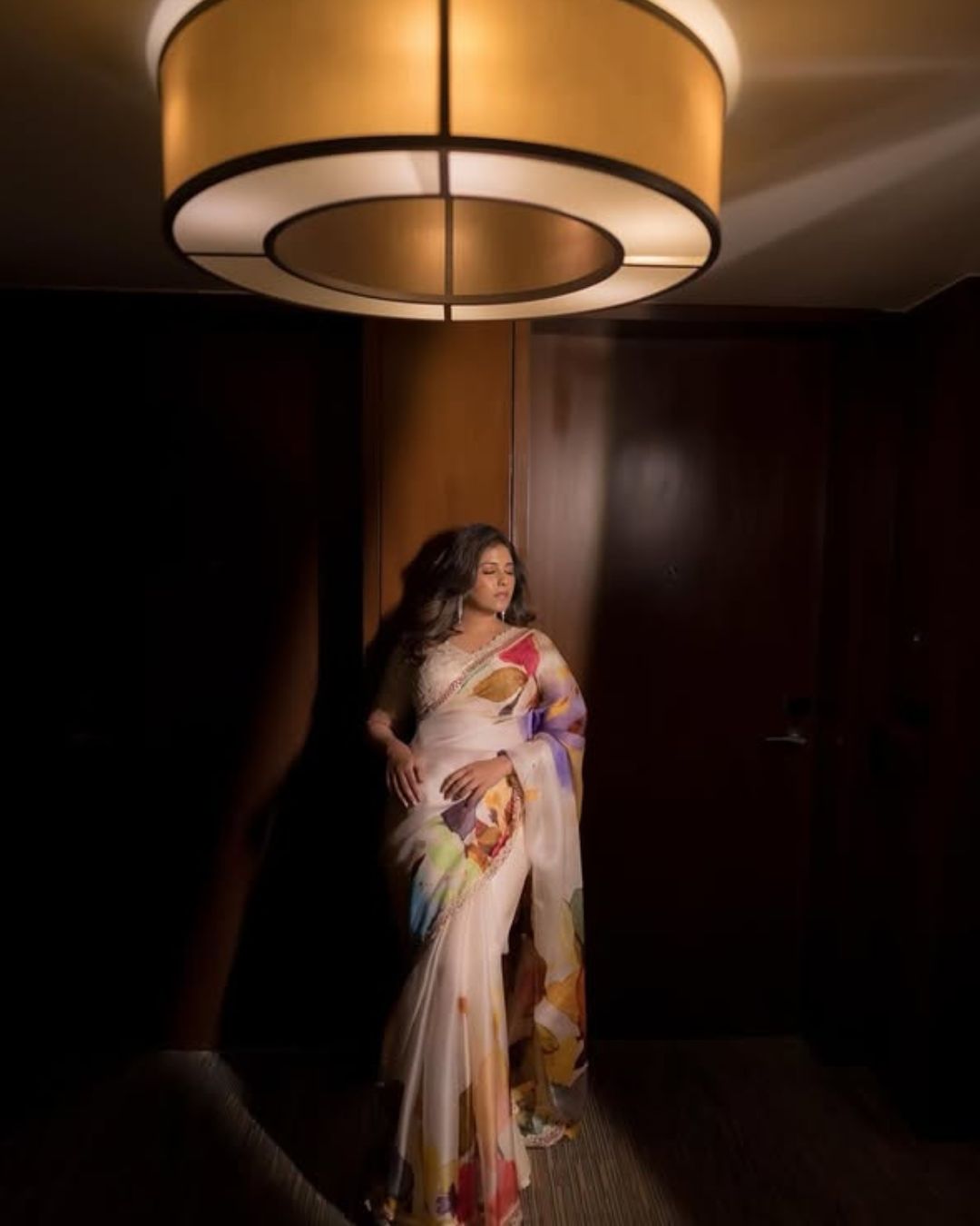 Anjali : చీరలో అంజలి సొగసు చూడతరమా.. ఎంత అందంగా ఉందో..