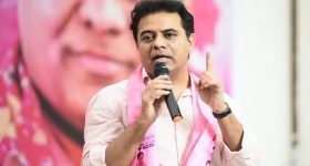 కాంగ్రెస్‌లో కమల్‌హాసన్‌ను మించిన నటులు ఉన్నారు:  కేటీఆర్‌