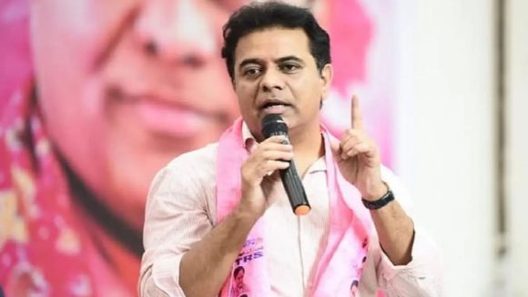 కాంగ్రెస్‌లో కమల్‌హాసన్‌ను మించిన నటులు ఉన్నారు:  కేటీఆర్‌
