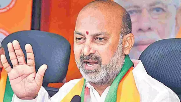 ముత్తోజిపేటలో టెన్షన్.. శంకర్ గౌడ్ అంత్యక్రియలపై పోలీసుల వర్సెస్ బండి సంజయ్!