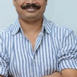 సినిమాల కోసం ప్రభుత్వ ఉద్యోగాన్ని పక్కనపెట్టిన డైరెక్టర్.. కట్ చేస్తే ఇండస్ట్రీలో ఇలా?