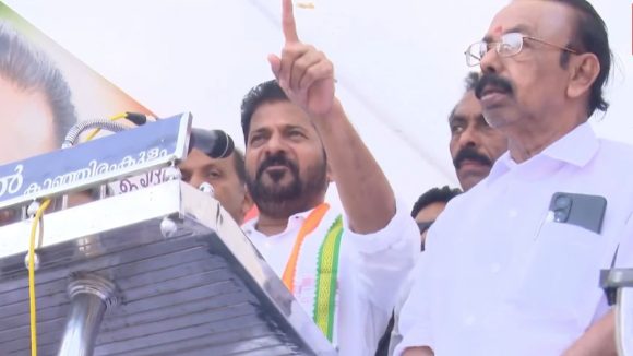 బీజేపీకి అంత సీన్ లేదు.. యూడీఎఫ్‌దే విజయం, కోవలం రోడ్ షోలో సీఎం రేవంత్‌రెడ్డి