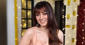 వదినపై 2 కోట్లు పరువు నష్టం దావా వేసిన హన్సిక.. అసలు ఏమైందంటే?