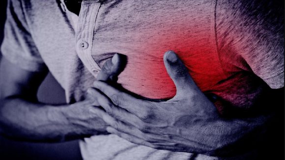 Heart Attack: వేసవికాలంలో గుండెపోటు వచ్చే ప్రమాదం పెరిగిపోతుంది.. ఎందుకు?