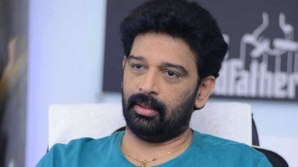 స్టార్ హీరోలు తమ కూతుర్లను ఇండస్ట్రీకి అందుకే పంపరా? షాకింగ్ విషయాలు చెప్పిన జేడీ!