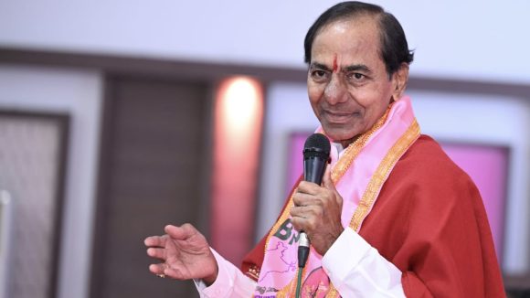 లోక్‌సభలో బీఆర్ఎస్ లేని లోటు కనిపిస్తోంది: కేసీఆర్