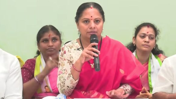 Hyderabad: జగిత్యాల బీఆర్ఎస్ సభ.. పిట్ట కథలంటూ కవిత హాట్ కామెంట్స్, ఆర్టీసీ సమ్మెకు మద్దతు