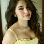 Krithi Shetty : యెల్లో డ్రెస్ లో మెరిసిపోతున్న బేబమ్మ.. క్యూట్ గా ఉంది..