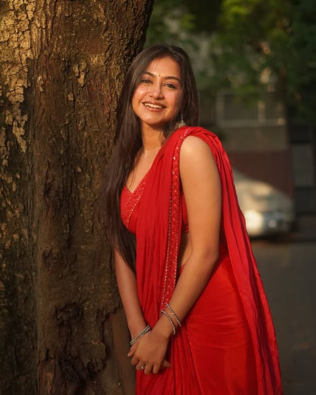 Krithika Uma Sankar : ఎర్రని చీరలో ఏముంది మావ మహా.. చూపు తిప్పుకోవడం కష్టమే..