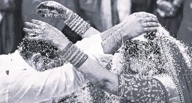 ఆదిత్య ధర్ నెక్స్ట్ టార్గెట్ ఎవరు? ప్రభాస్-సూర్య మల్టీస్టారరా.. లేక రామ్ చరణ్ 'అశ్వత్థామ'నా? ఫ్యాన్స్‌లో మొదలైన టెన్షన్!