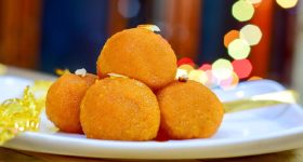 Motichoor Laddu: మోతీచూర్ లడ్డూ నోరూరేలా ఇలా ఇంట్లో సులువుగా చేసేయండి, రెసిపీ ఇదిగో