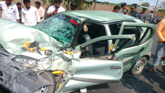 ఘోర రోడ్డు ప్రమాదం.. ఆర్టీసీ బస్సు, కారు ఢీ.. ఐదుగురి పరిస్థితి అత్యంత విషమం!