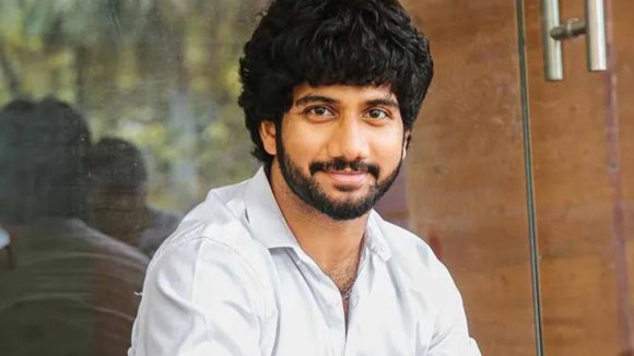 Prashanth Varma : రూటు మార్చిన హనుమాన్ డైరెక్టర్.. ఆ డైరెక్టర్ ను కాపీ కొడుతున్నాడా..?