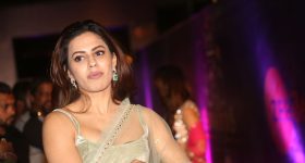 గులాబీ పార్టీకి బిగ్ షాక్.. టీఆర్ఎస్ ఓటు బ్యాంకుపై కన్నేసిన కవిత..!