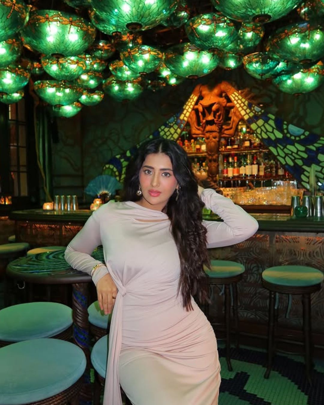 Rashi Singh : స్టైలిష్ లుక్ లో రాశి సింగ్.. చూస్తే మెంటలెక్కిపోవాల్సిందే..