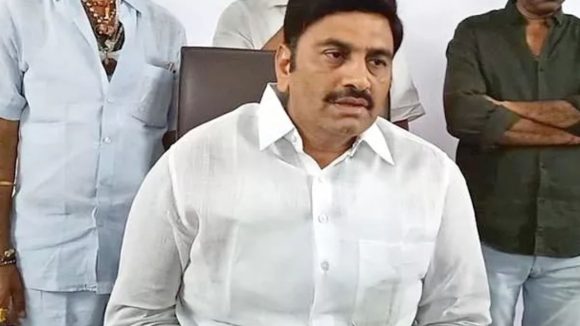 రఘురామ కృష్ణరాజుకు ఢిల్లీ కోర్టులో ఊరట.. బ్యాంకు రుణాల కేసులో బెయిల్ మంజూరు