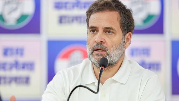 అమరవీరుల కుటుంబీకుల దుఃఖం మనందరిదీ: రాహుల్ గాంధీ