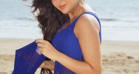 Rashi Singh : సముద్ర తీరాన జలకన్యలా రాశి.. కుర్రాళ్ళు తట్టుకోలేరమ్మా..!