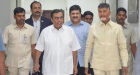 డేటా సిటీ విశాఖ‌కు మరో బూస్ట్.. రిలయన్స్ డేటా సెంటర్ క్లస్టర్‌ ఏర్పాటు, దాదాపు 2 లక్షల కోట్లు పెట్టుబడి