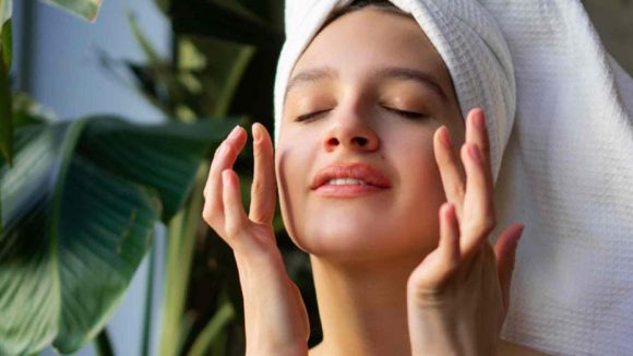 Summer dry skin problems:ఎండకు చర్మం జీవం కోల్పోతోందా? ఈ సమ్మర్ స్కిన్ కేర్ టిప్స్ మీకోసమే!