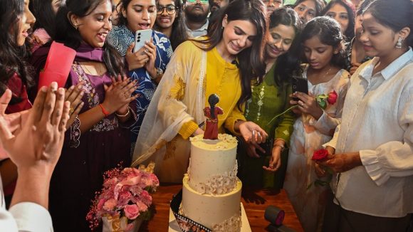 రెండో పెళ్లి తర్వాత సమంత ఫస్ట్ బర్త్ డే..బెస్ట్ బర్త్ డే అంటూ సామ్ పోస్ట్!