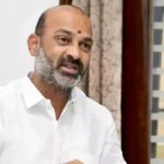 బిక్షం వేసినట్లు 15 లక్షలు ఇవ్వడం ఏంటి..? శంకర్ కుటుంబానికి న్యాయం జరగాలి, బండి సంజయ్ ఆగ్రహం