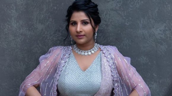 Singer Mangli : సింగర్ మంగ్లీపై కేసు నమోదు..అసలేం జరిగిందంటే..?