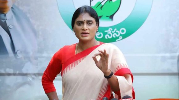 Amaravati: ప్రజల కంటే అమరావతికే ప్రయార్టీ.. కష్టాలు పట్టించుకోకుంటే గుణపాఠం తప్పదని షర్మిల హెచ్చరిక
