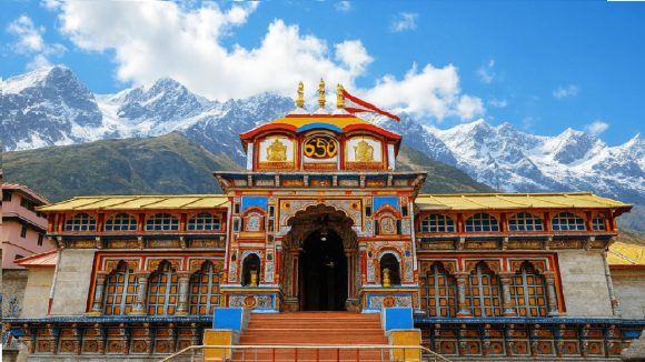 Badrinath Temple: విష్ణువు తపస్సు చేసిన పవిత్ర స్థలం.. బద్రీనాథ్ ప్రత్యేకతలు ఇవే