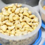 Cashew: జీడిపప్పు తింటే బరువు పెరుగుతారా? నిజం తెలుసుకుంటే ఆశ్చర్యపడతారు