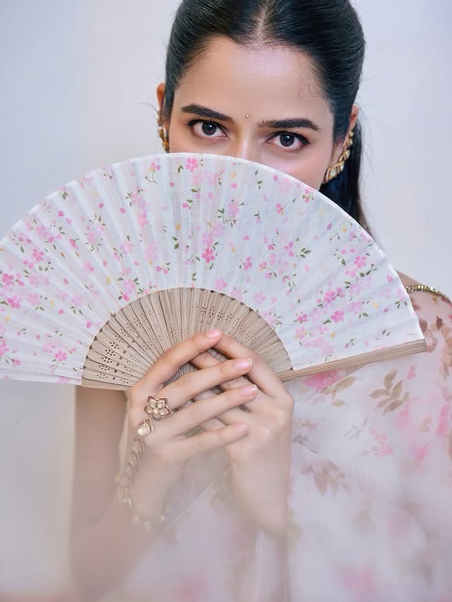 Ashika Ranganath Photo Gallery